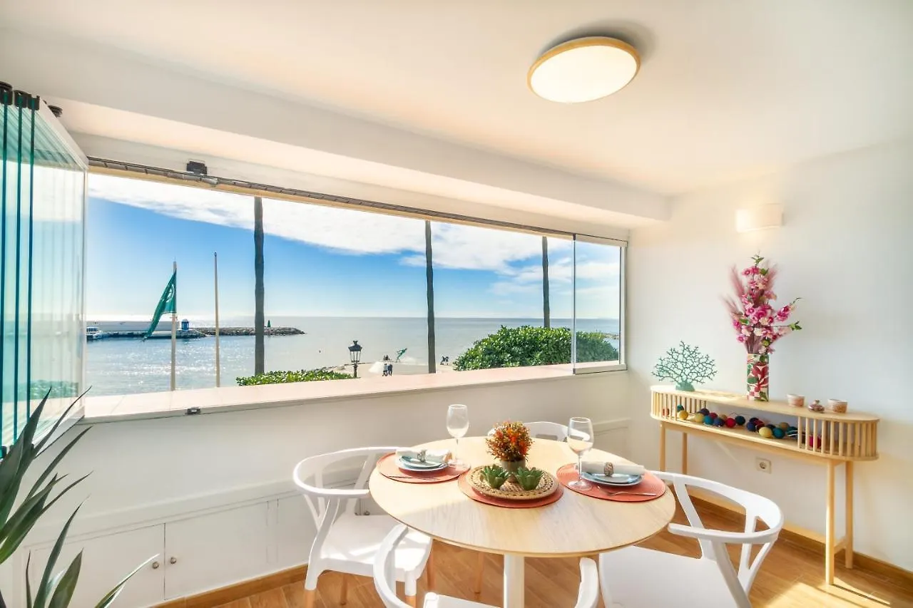 Marbella Banus Suites - Marbella Beach Front Suite Apartment Spain