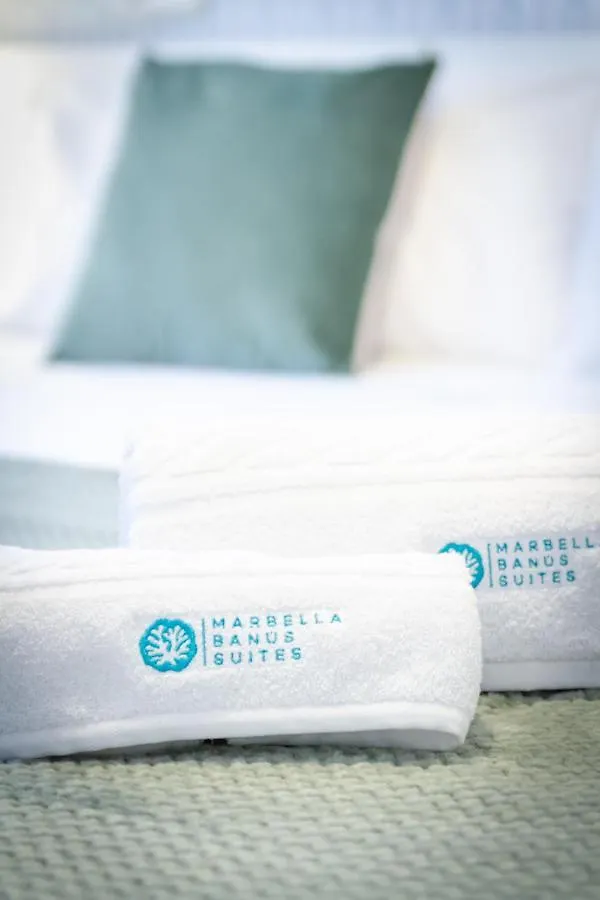 Marbella Banus Suites - Marbella Beach Front Suite Apartment