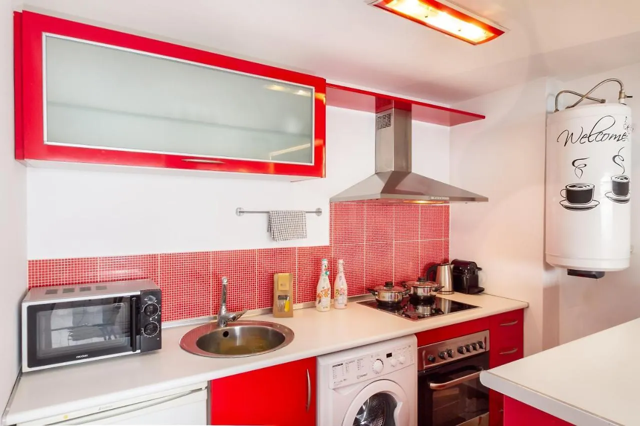 Marbella Banus Suites - Marbella Beach Front Suite Apartment Spain