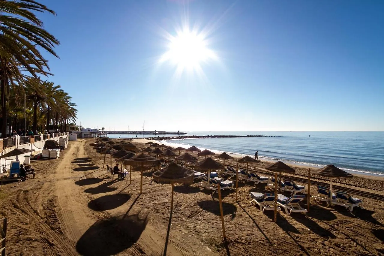 Marbella Banus Suites - Marbella Beach Front Suite Apartment 0*,  Spain