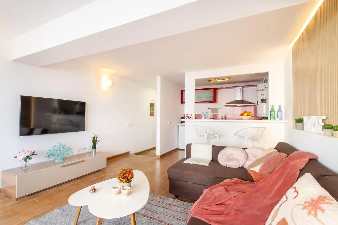 Marbella Banus Suites - Marbella Beach Front Suite Apartment