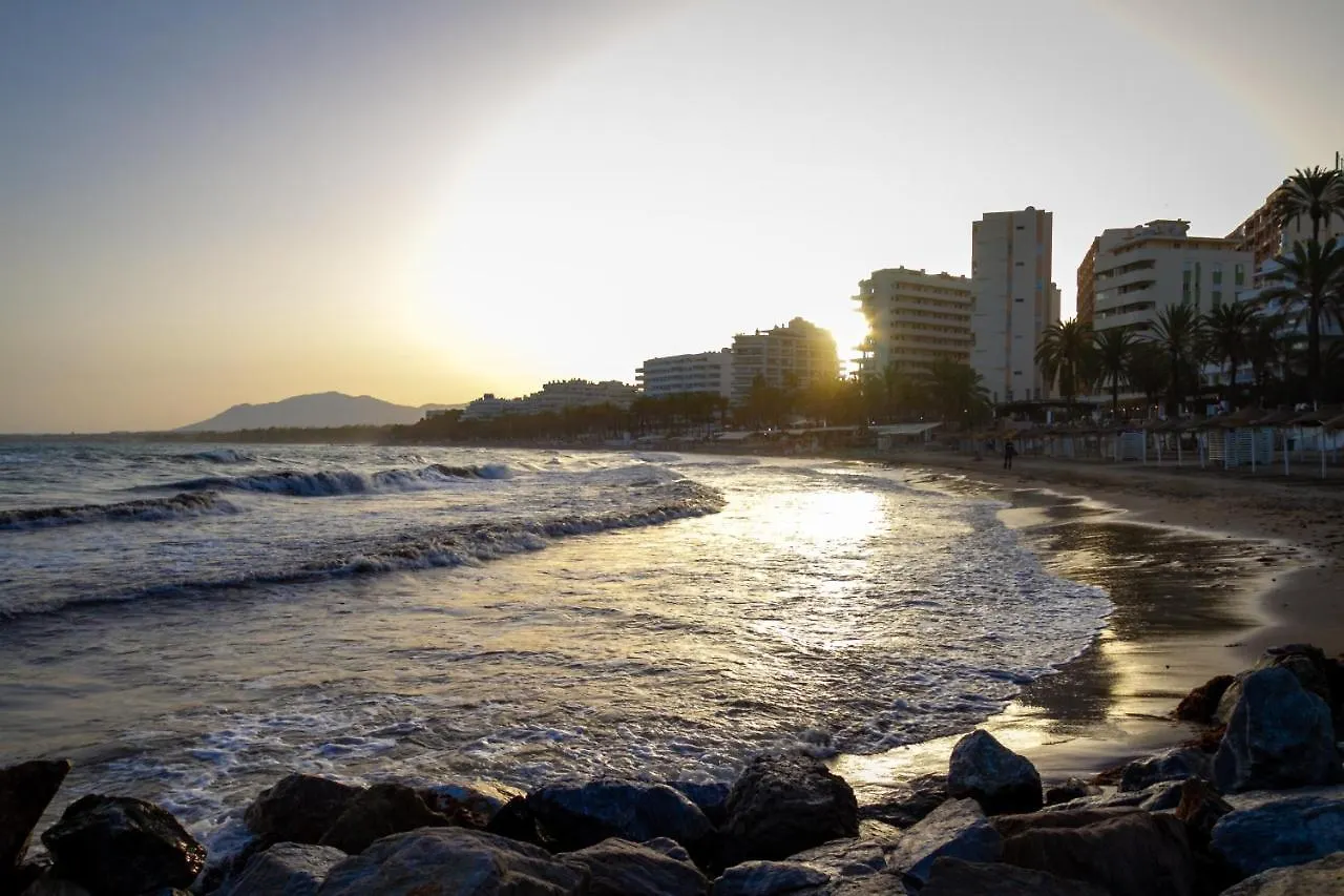 Marbella Banus Suites - Marbella Beach Front Suite Apartment 0*,  Spain